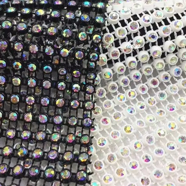 Crystal Mesh Fabric - 24列クリスタルダイヤモンドメッシュトリミングABカラーブリンブリンラインストーンバンド縫製ストラスホワイト/ブラックシートデコレーションウェディングドレスDIY