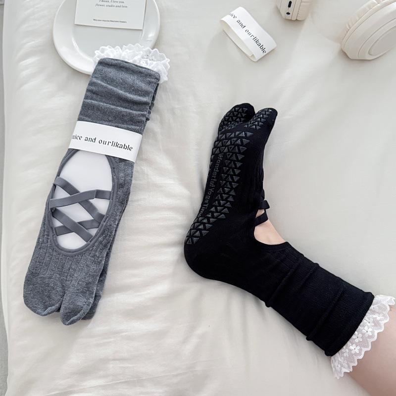 レーストリム スプリットトゥ ヨガソックス レディース シリ - Embellish Knit のレビューと価格